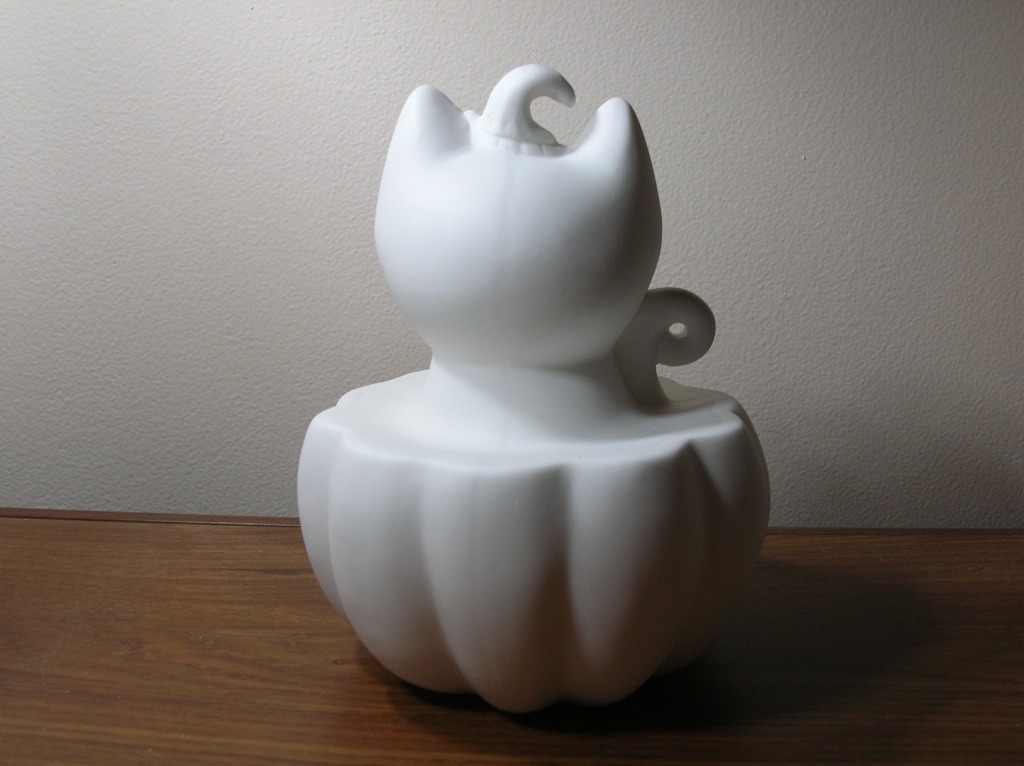 Ceramic Cat & Pumpkin Back